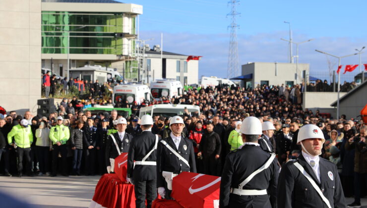 Yalova’da Şehit Düşen 3 Kahraman Polis Son Yolculuğuna Uğurlandı