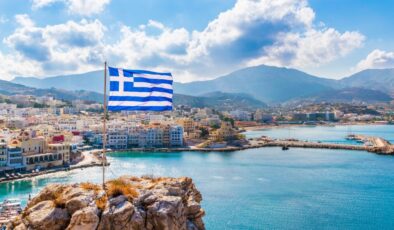 Yunanistan ve Fransa Savunma Anlaşmasını Süresiz Uzattı: 8 Yeni Protokol İmzalandı