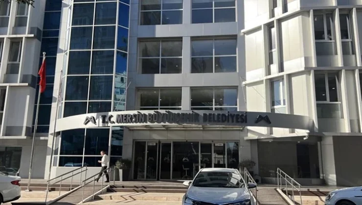 Mersin Büyükşehir Belediyesi’nde Yolsuzluk Operasyonu: İhale ve Rüşvet İddiasıyla Belediye Binasında Arama