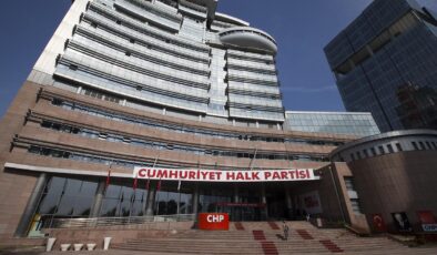 CHP 38. Olağan Kurultayı Ve İstanbul İl Kongresi İptal Edildi!