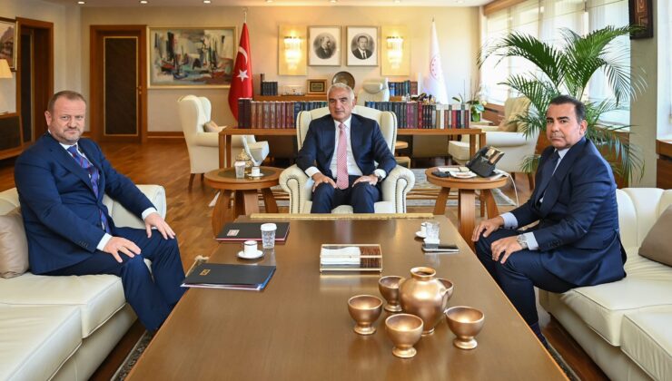 Bakan Ersoy RTÜK Başkanı Mehmet Daniş İle Bir Araya Geldi