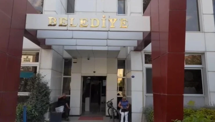 Seferihisar Belediyesi’ne Rüşvet Operasyonu: Aralarında Belediye Başkan Yardımcısı da Var