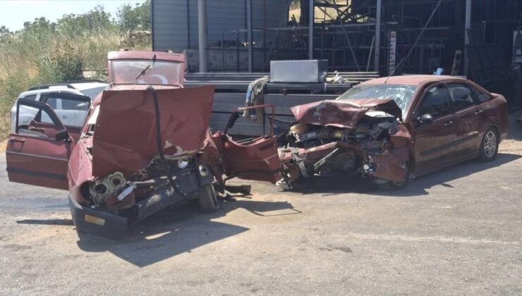 Kütahya’da iki otomobil çarpıştı: 1 ölü, 1 yaralı