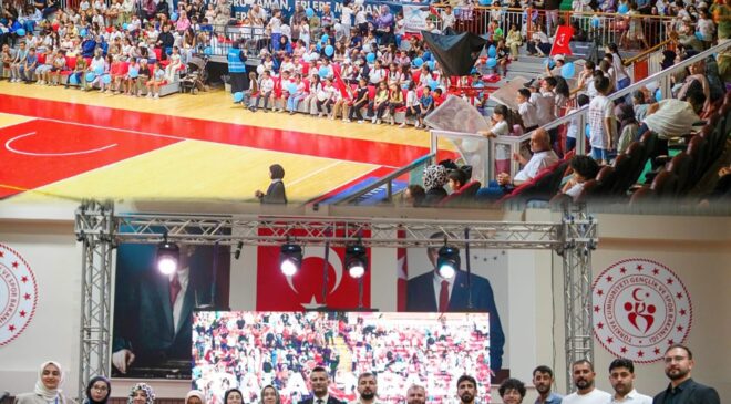 TÜGVA Yalova Yaz Okulu 3 Bin 150 Öğrencinin Katılımıyla Tamamlandı