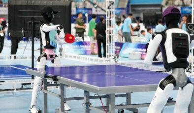 Pekin’de Dünya İnsansı Robot Oyunları Heyecanı Başladı